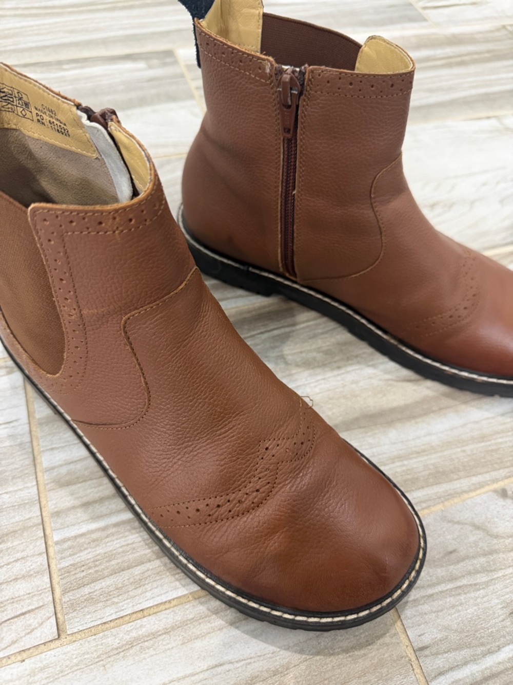 Mini Boden Brown leather ankle boots - Picture 2 of 7